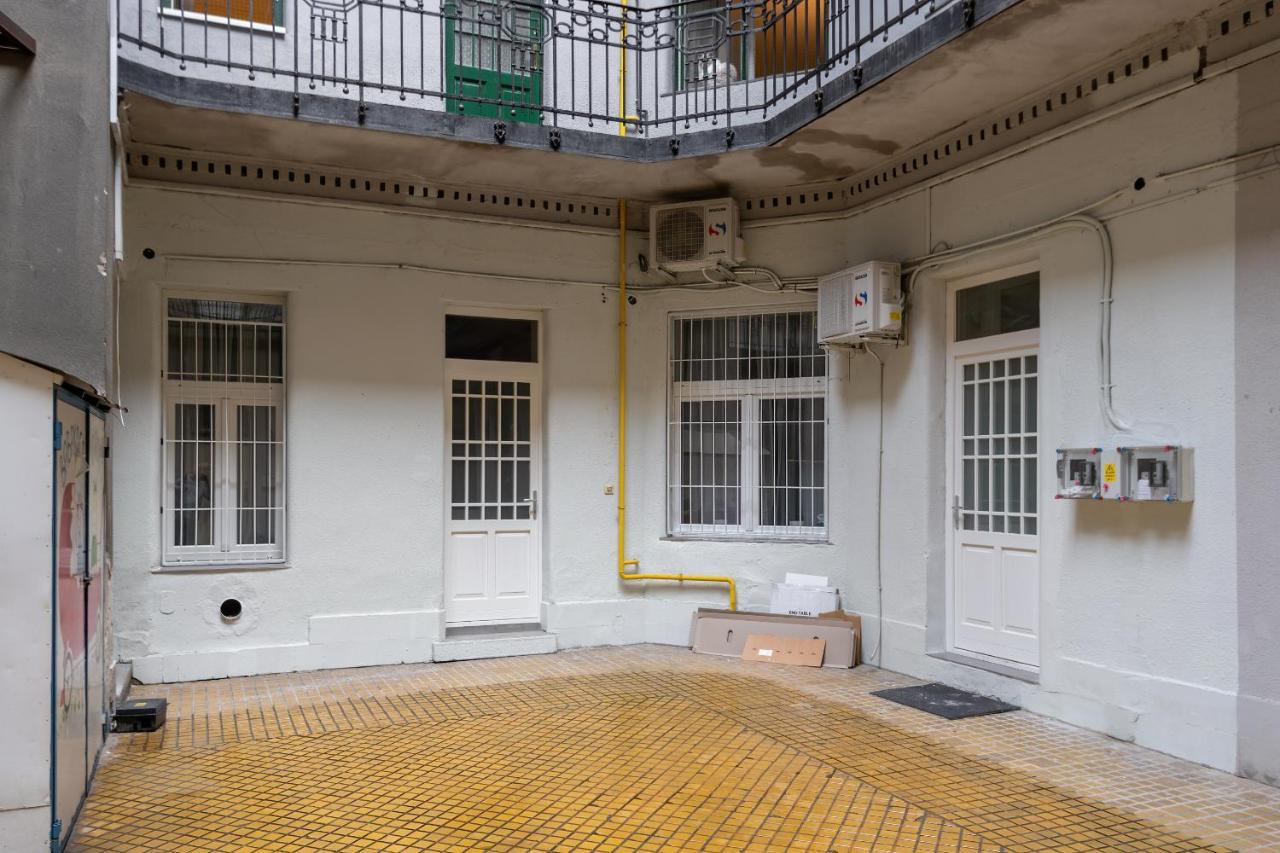 D.Five Aradi B Apartment 부다페스트 외부 사진