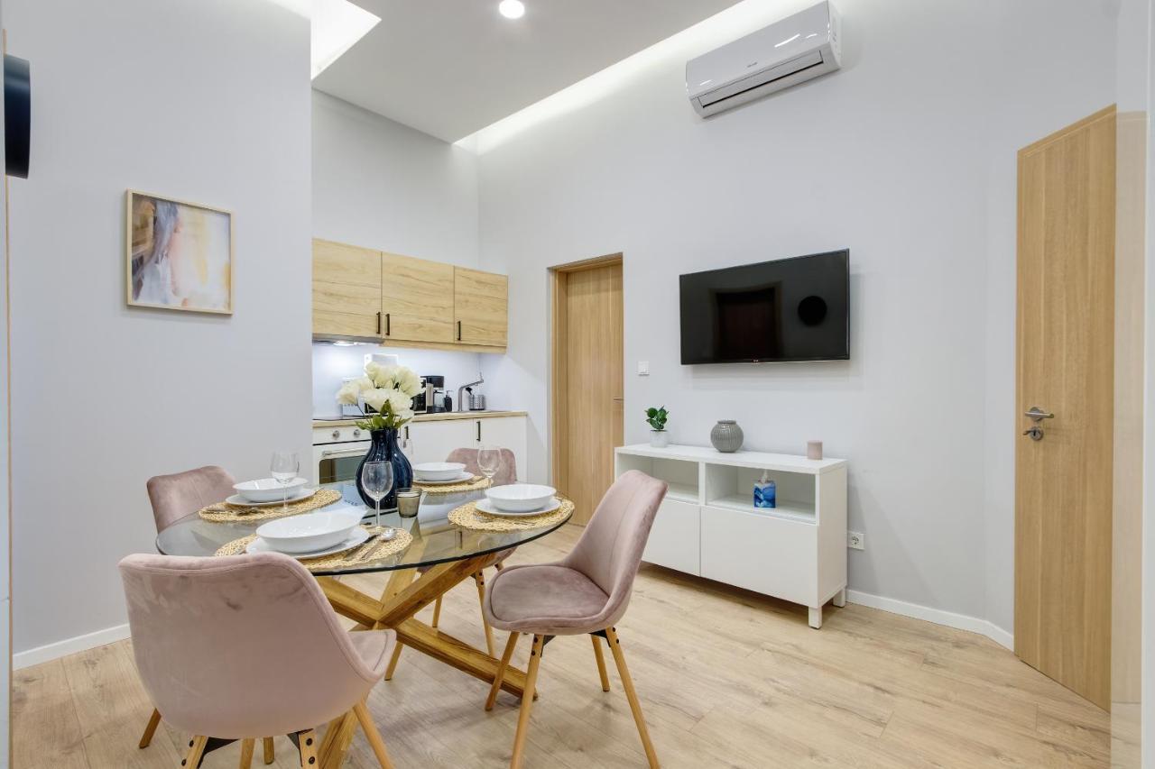 D.Five Aradi B Apartment 부다페스트 외부 사진